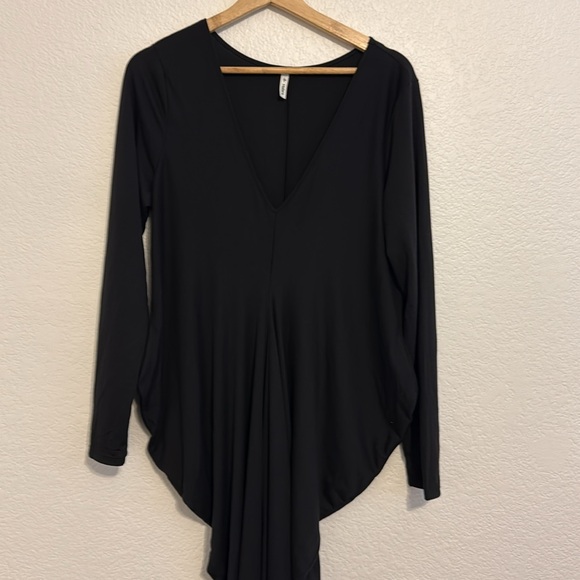 Halara Deep V Neck Long Sleeve Stacked Ruched Maxi Casual Dress - Picture 3 of 10